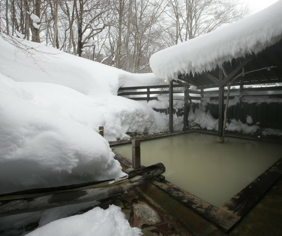 Ogama onsen
